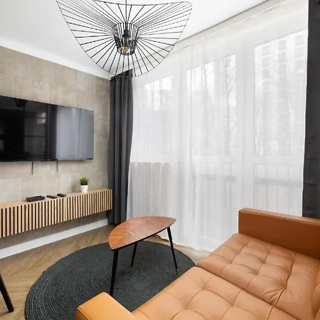 City Center Modern By Ecru Wwa63